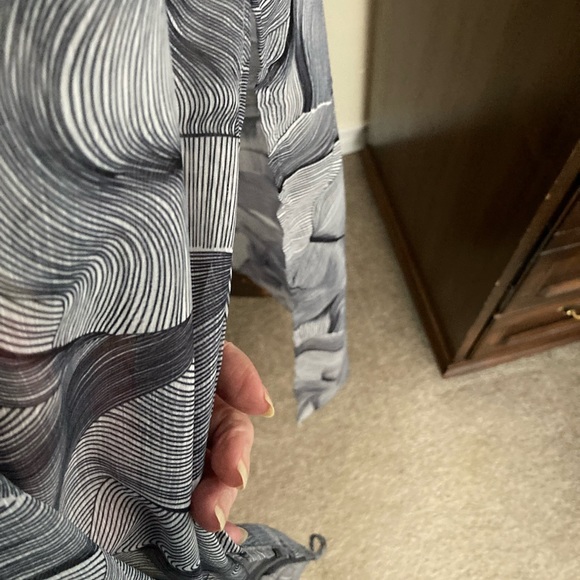 Red Coral- Sleeveless  Chiffon Maxi Vest. NWOT - Picture 7 of 9